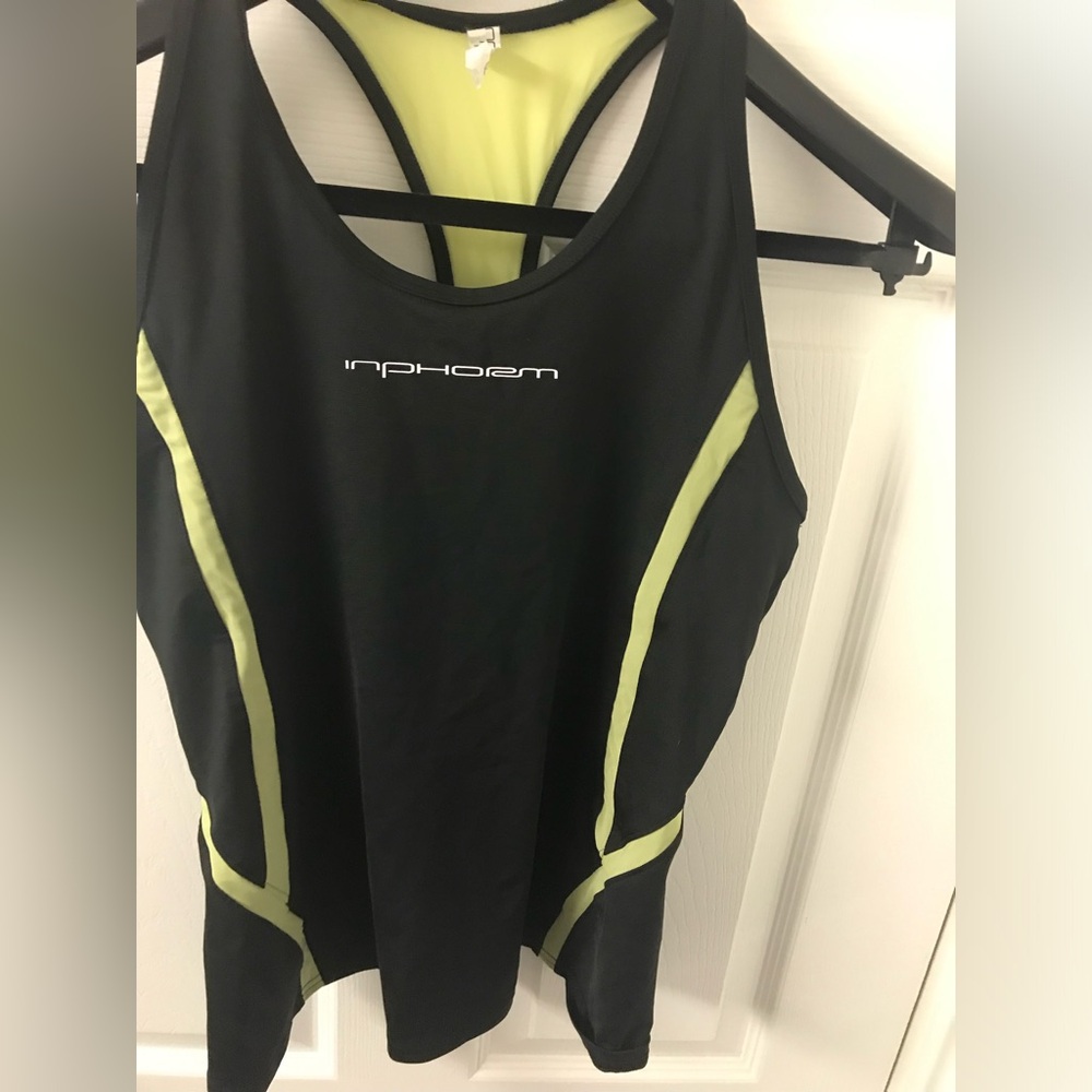 Inphorm tennis top size medium